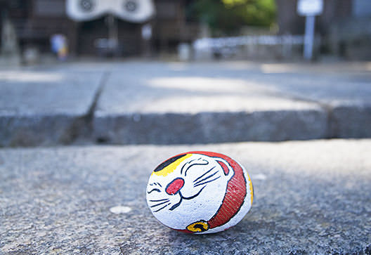 広島の月刊わしら：画家・園山春二が生み出した｢福石猫｣